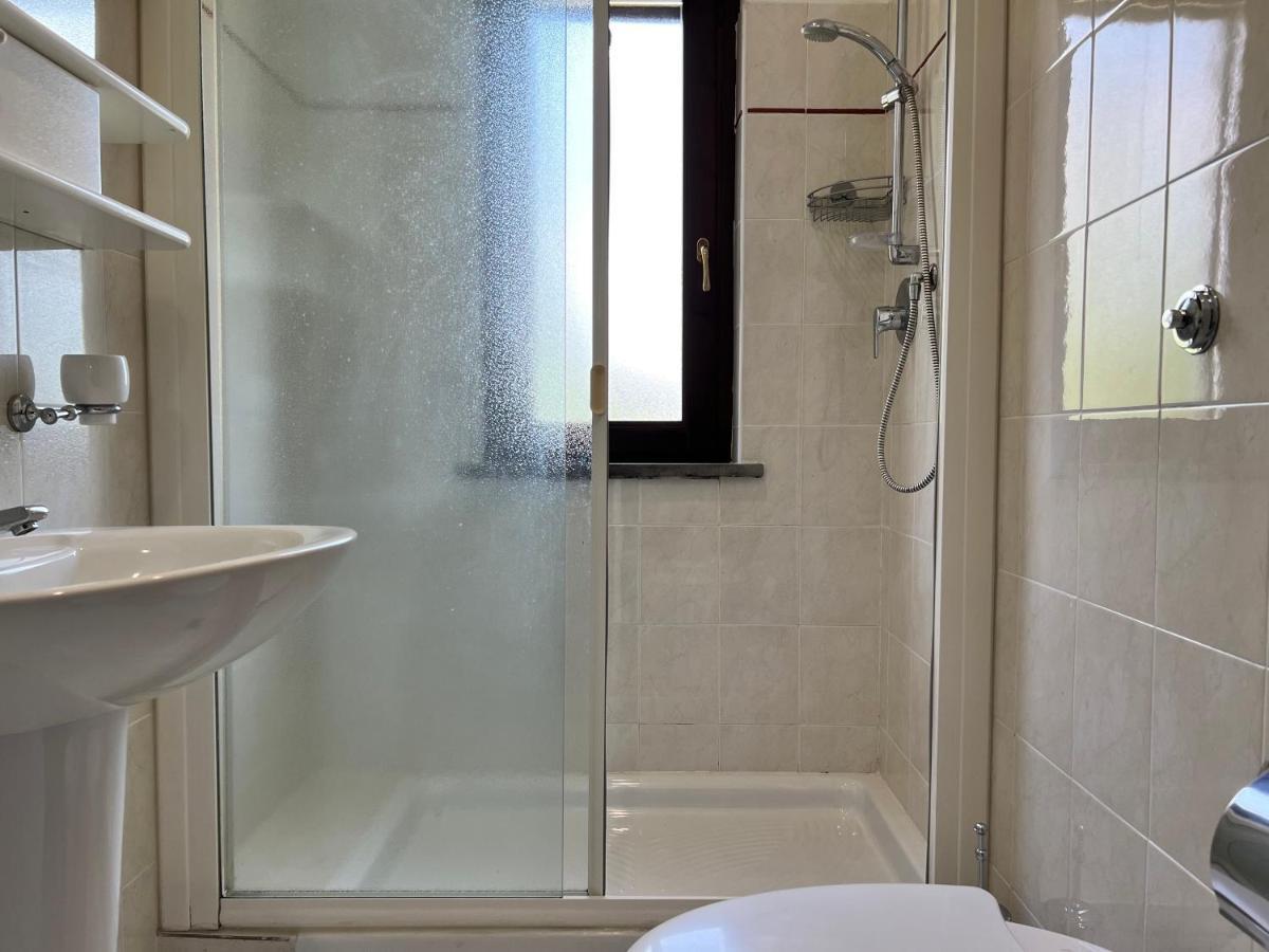 Country House Western Club Sant'Omero Esterno foto