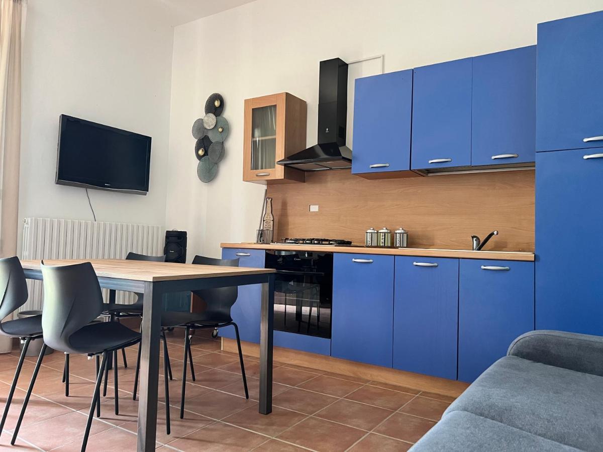 Country House Western Club Sant'Omero Esterno foto