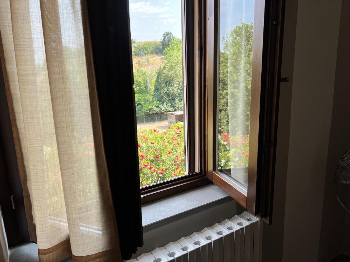Country House Western Club Sant'Omero Esterno foto